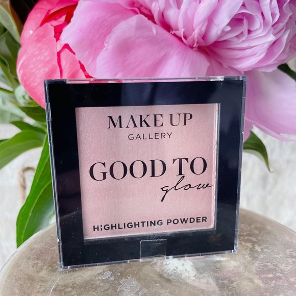 Makeup Gallery Good to Glow Highlighting Powder Pearl Shimmer NEW with TAGS! - Picture 1 of 3